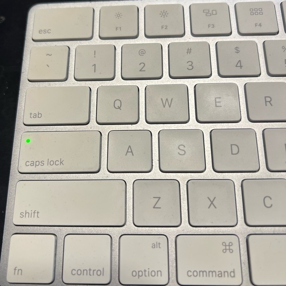 Apple Magic Keyboard 2nd Gen - A1644 EMC 2815 - Picture 3 of 6